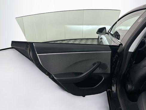 Used 2025 Tesla Model 3 Long Range RWD image 24