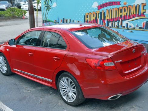 Used 2013 Suzuki Kizashi Sport SLS AWD/4WD image 6