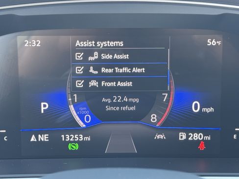 Used 2024 Volkswagen Tiguan SE R-Line image 24