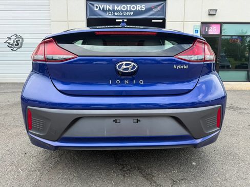 Used 2022 Hyundai Ioniq SE FWD image 13