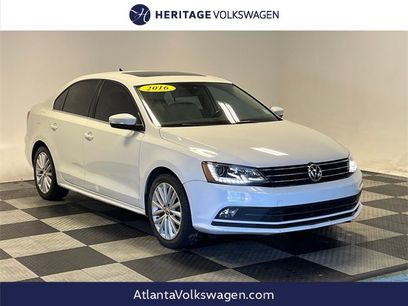 Used 2016 Volkswagen Jetta SEL w/ Lighting Package
