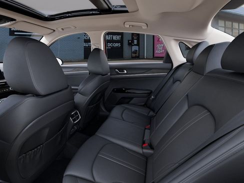 New 2025 Kia K5 EX image 18