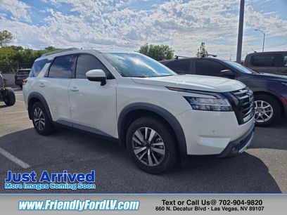 Used 2022 Nissan Pathfinder SL w/ SL Black Package