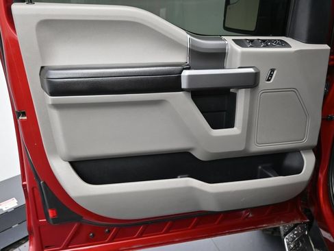 Used 2019 Ford F150 XLT w/ Equipment Group 302A Luxury AWD/4WD image 9
