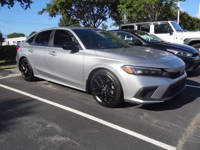Used 2022 Honda Civic Sport image 4