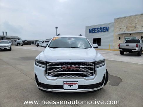Used 2023 GMC Acadia Denali AWD/4WD image 2