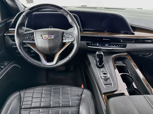 Used 2024 Cadillac Escalade ESV Premium Luxury Platinum AWD/4WD image 24