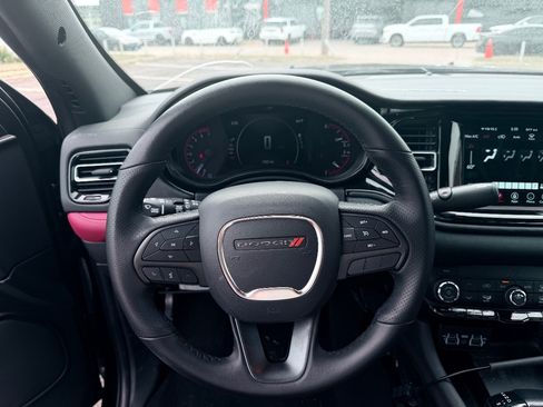 Used 2025 Dodge Durango AWD image 17