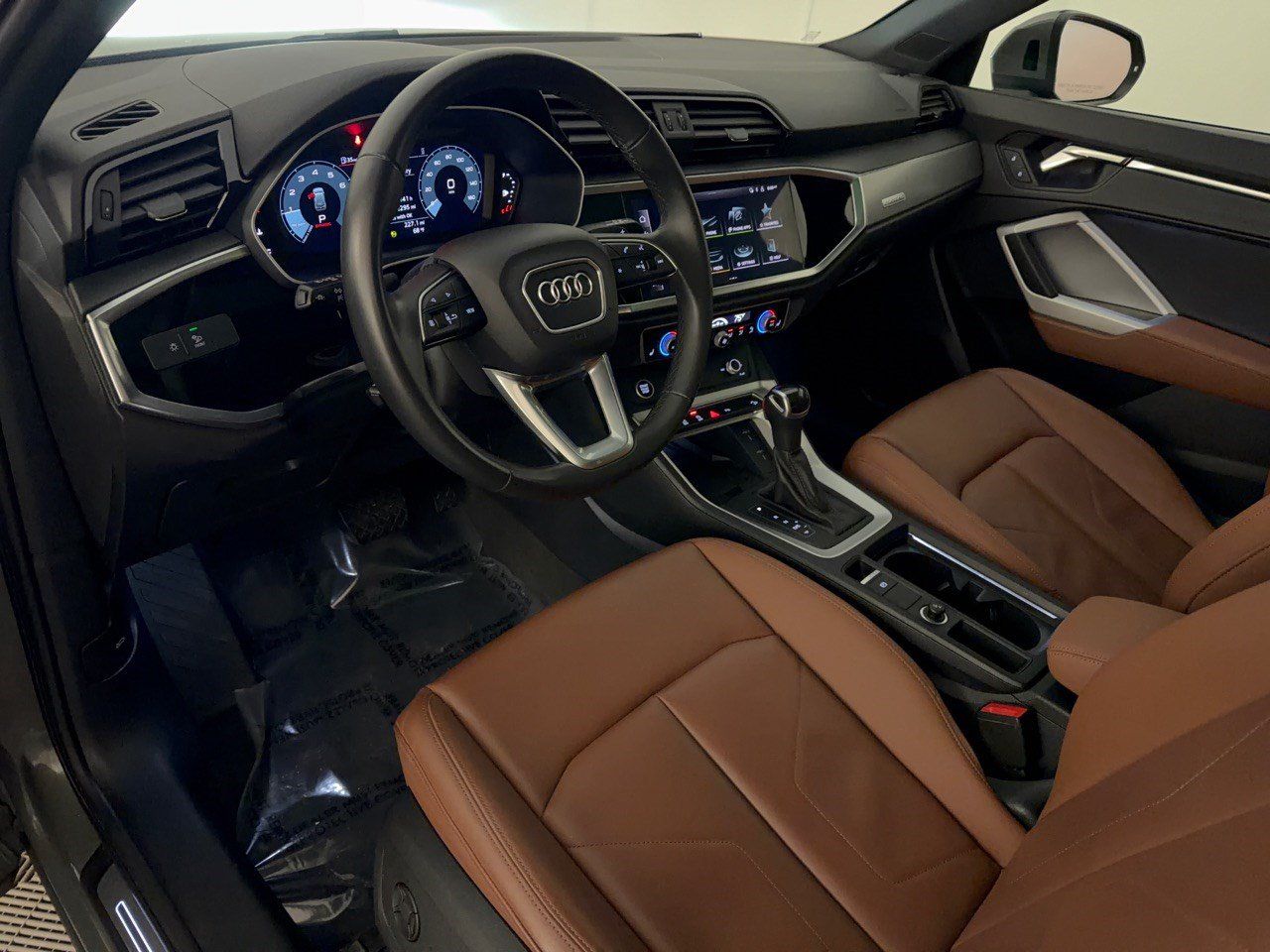 Used 2024 Audi Q3 2.0T Premium AWD/4WD image 4