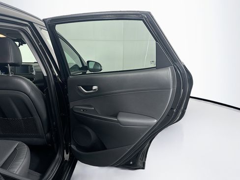 Used 2018 Hyundai Kona Limited FWD image 29