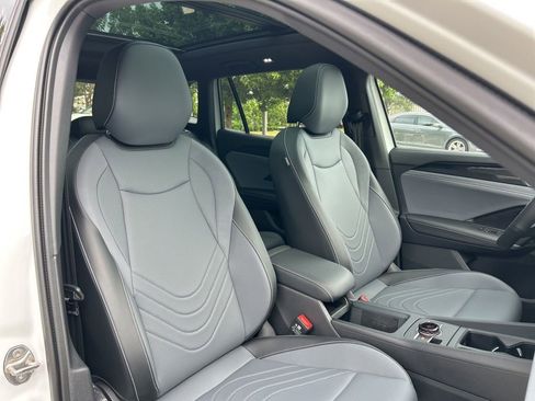 New 2026 Volkswagen Tiguan SE R-Line image 44