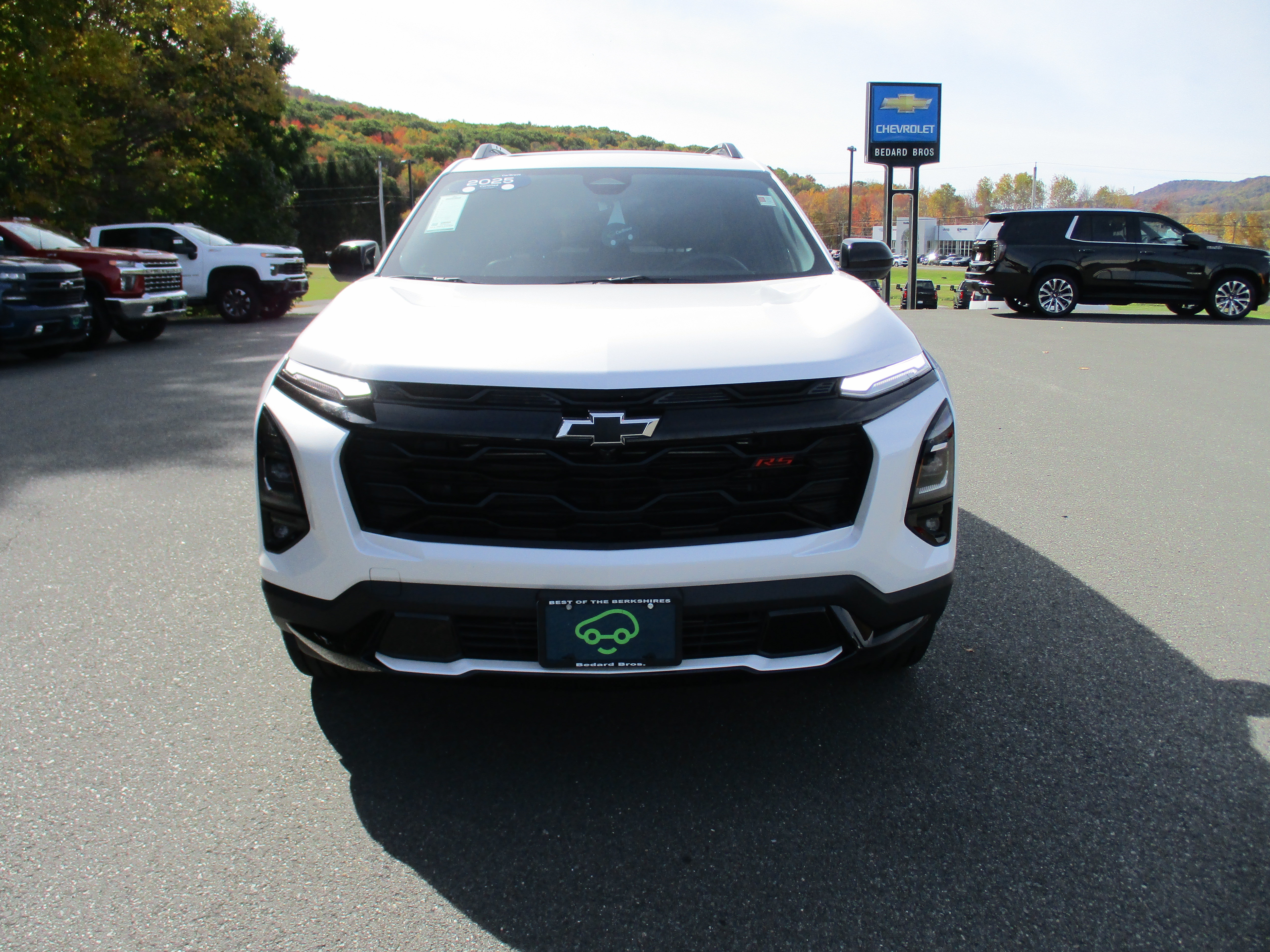 Certified 2025 Chevrolet Equinox RS w/ Safety and Technology Package AWD/4WD image 2