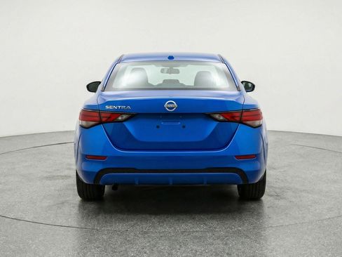 Used 2025 Nissan Sentra SV image 7