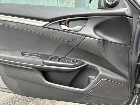Used 2017 Honda Civic EX image 13