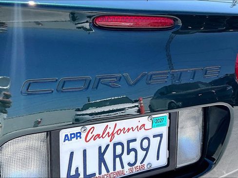 Used 2000 Chevrolet Corvette Convertible w/ Performance Handling Pkg RWD image 20