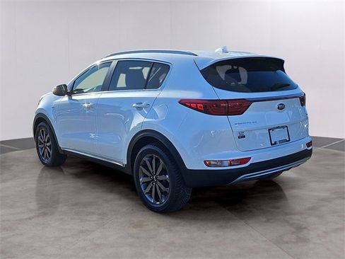 Certified 2018 Kia Sportage EX w/ EX Sport Appearance Package image 4