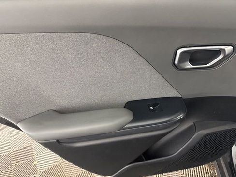 Certified 2025 Kia K4 EX image 22