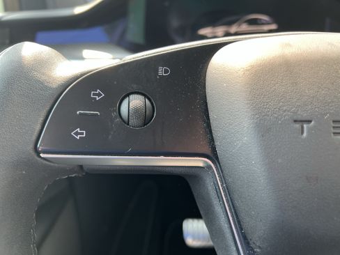 Used 2022 Tesla Model X Plaid AWD/4WD image 19