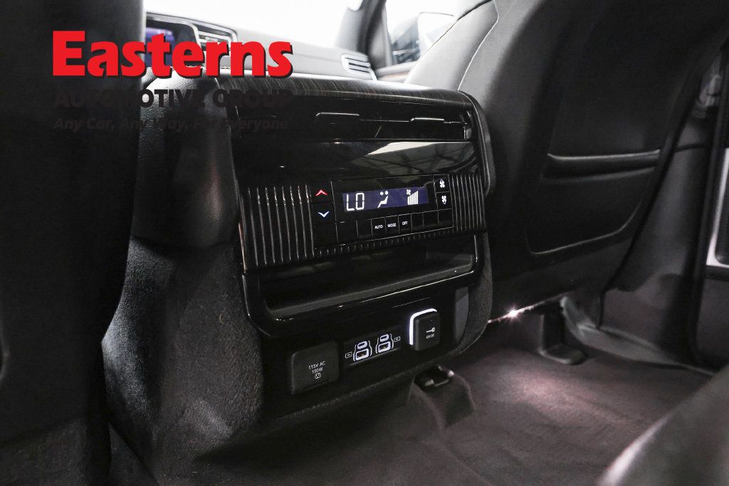 Used 2024 Jeep Wagoneer Series II w/ Flexible Seating Group RWD image 26