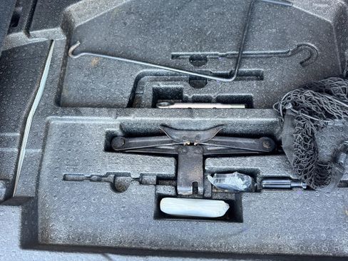 Used 2017 Subaru Outback 3.6R Touring w/ Popular Package #5A image 42