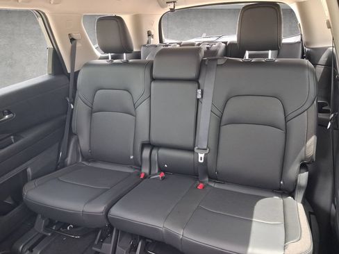 New 2026 Nissan Pathfinder SL w/ Cargo Package FWD image 23