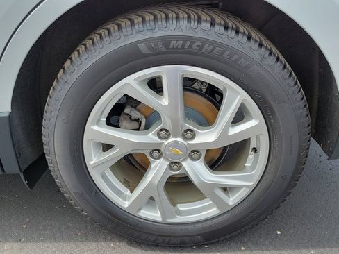 Used 2019 Chevrolet Equinox Premier FWD image 5