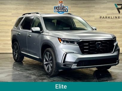 Used 2025 Honda Pilot Elite
