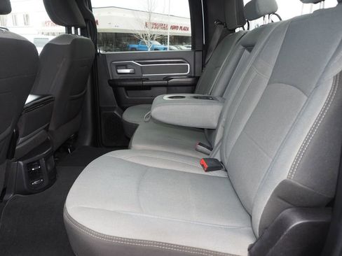 Used 2023 RAM 2500 Big Horn w/ Level 1 Equipment Group image 15