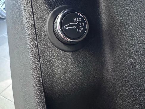 Used 2023 Cadillac XT6 Sport image 24