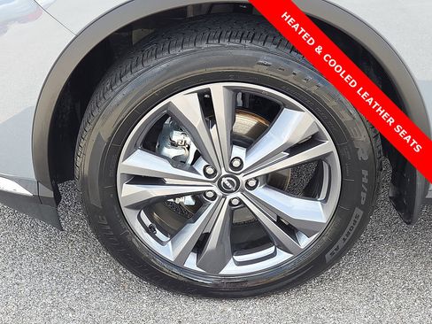 Used 2024 Nissan Murano Platinum w/ Cargo Package image 7