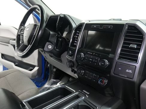 Used 2017 Ford F150 XLT w/ Equipment Group 302A Luxury RWD image 27