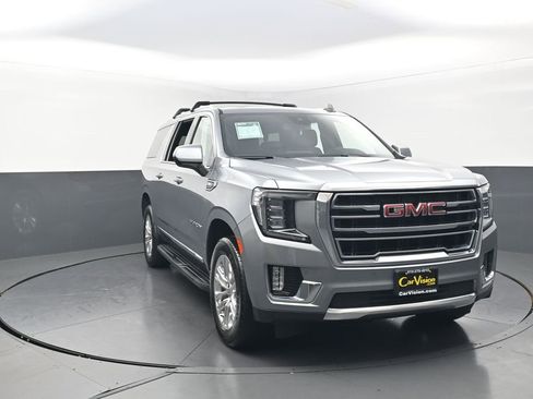 Used 2023 GMC Yukon XL SLT AWD/4WD image 5