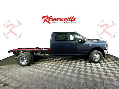 New 2026 RAM 3500 Tradesman image 8