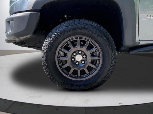 Used 2020 Chevrolet Colorado ZR2 w/ Colorado ZR2 Bison Edition AWD/4WD image 32