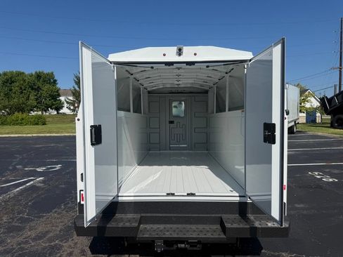 New 2026 Ford E-350 and Econoline 350 Super Duty w/ Power Equipment Group RWD image 40