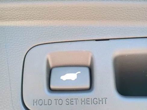 Used 2024 Honda CR-V EX-L image 29