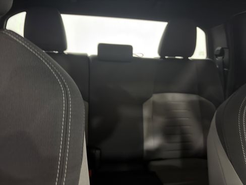 Used 2024 Toyota Tacoma TRD Off-Road image 33