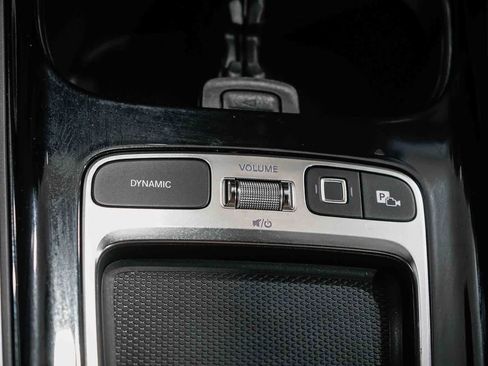 Used 2026 Mercedes-Benz GLB 250 image 23