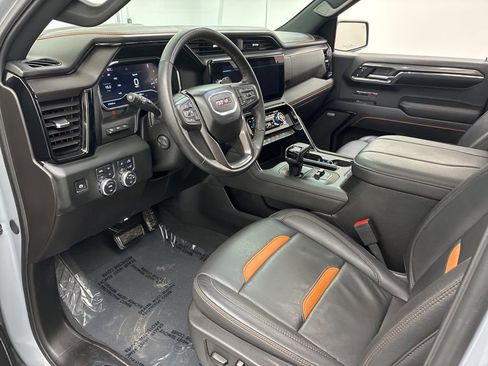 Used 2024 GMC Sierra 1500 AT4 w/ Technology Package image 20