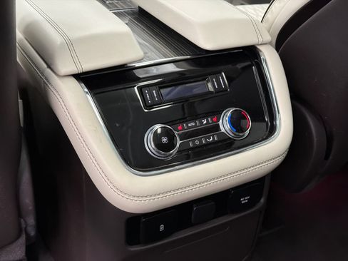 Used 2021 Lincoln Navigator Black Label AWD/4WD image 21