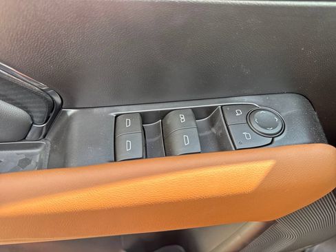New 2026 GMC Canyon AT4 w/ Technology Plus Package AWD/4WD image 18