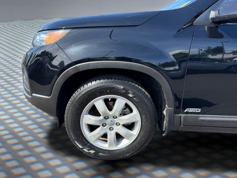 Used 2013 Kia Sorento LX AWD/4WD image 17