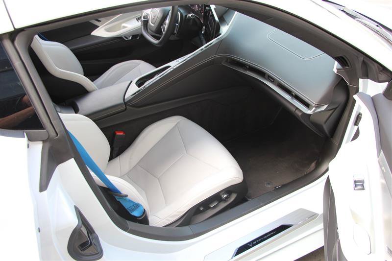 Used 2022 Chevrolet Corvette Stingray Preferred Cpe w/ Z51 Performance Package RWD image 14