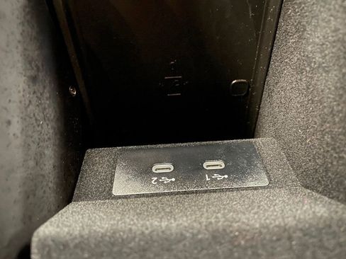 Used 2025 INFINITI QX80 Sensory image 50