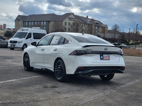 New 2026 Nissan Sentra SR image 4