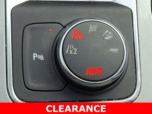 Used 2019 Chevrolet Blazer LT image 26