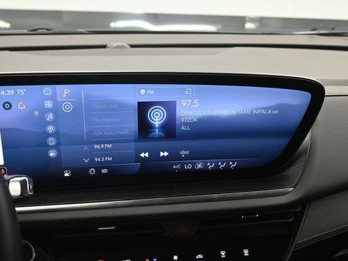 Used 2024 Buick Envision Preferred AWD/4WD image 14