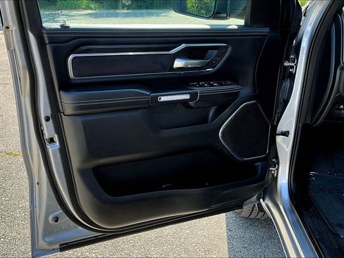 Used 2024 RAM 1500 Laramie image 24