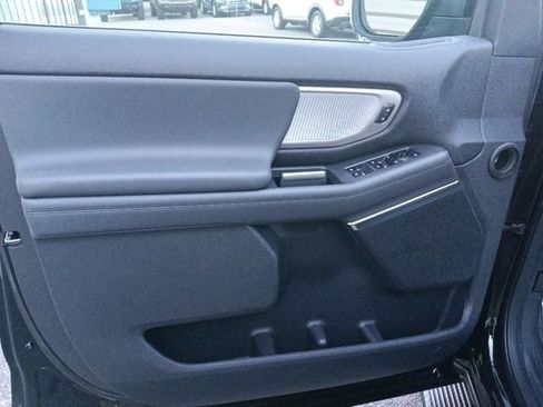 New 2026 Ford Expedition Active AWD/4WD image 11