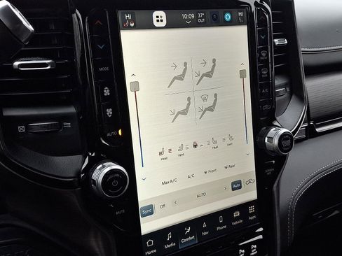 Used 2024 RAM 2500 Rebel w/ Level 2 Equipment Group image 18